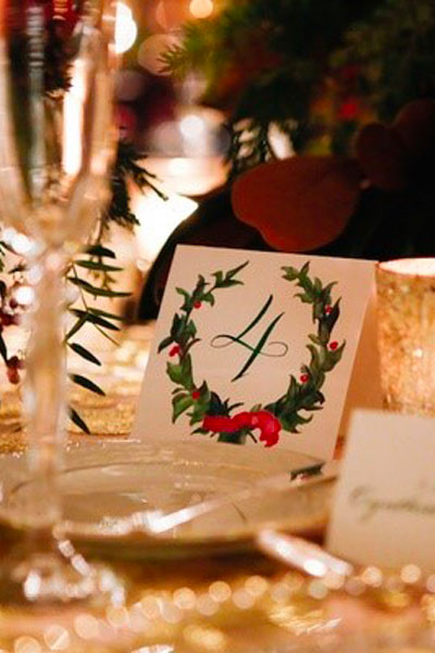 ask-the-expert-wedding-styling-and-decoration-winter-wedding-red-and-green-1 table